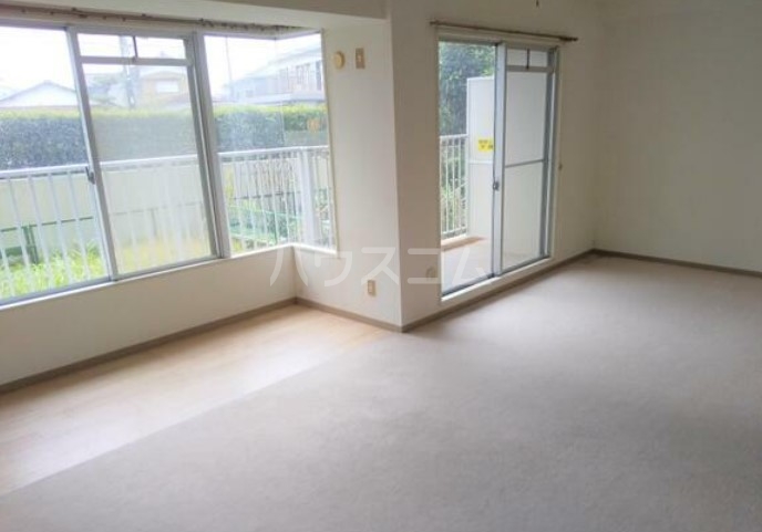 4/15 リビング/ダイニング