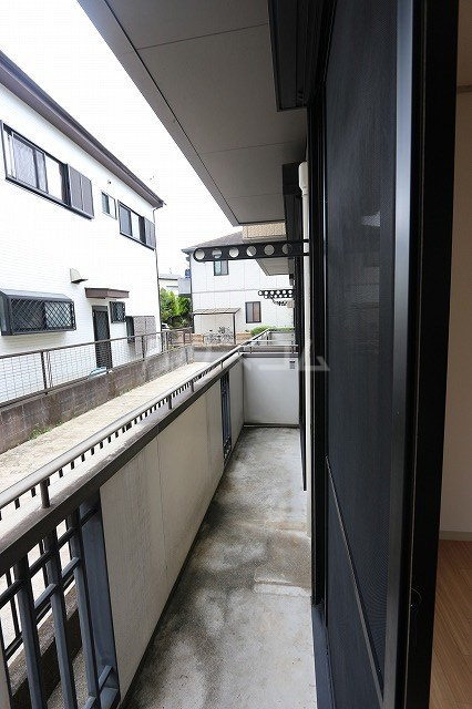 23/30 バルコニー