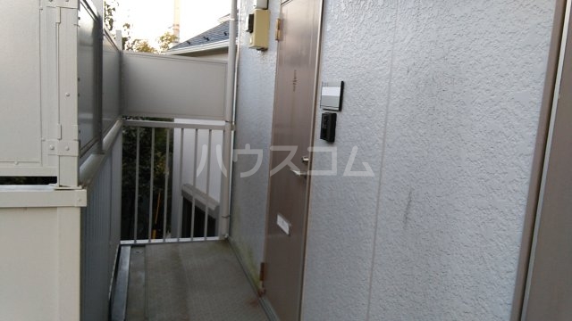 16/26 エントランス