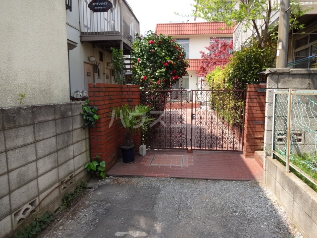 2/10 エントランス