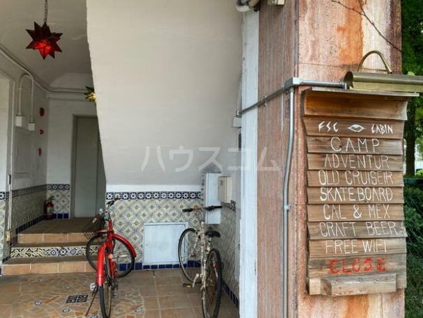 17/18 エントランス