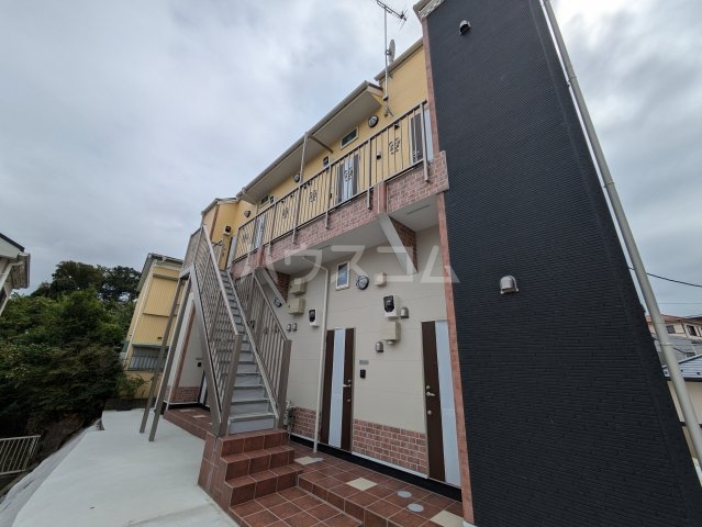 16/21 エントランス