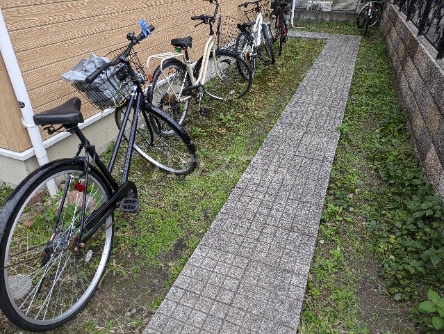 14/23 エントランス