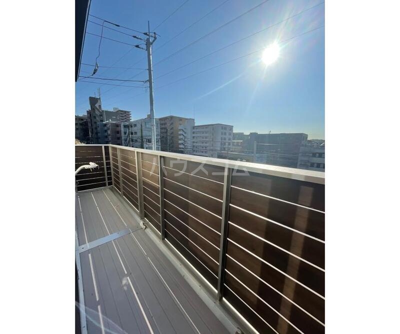 15/27 バルコニー