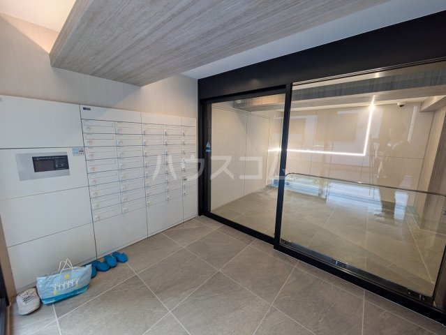 21/24 エントランス