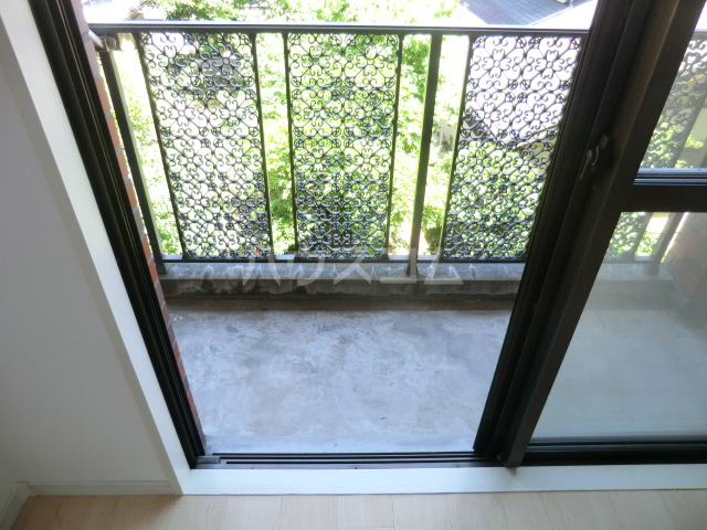 20/30 バルコニー