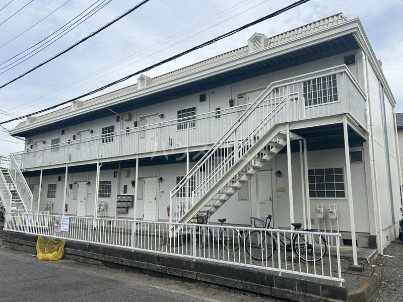 13/13 エントランス