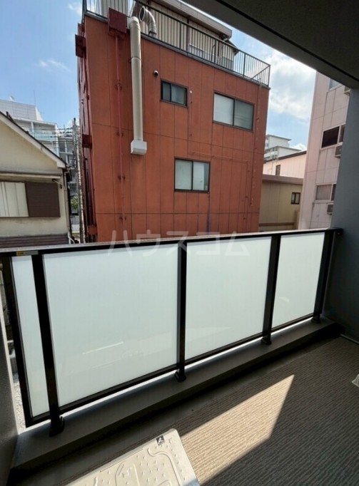 13/30 バルコニー