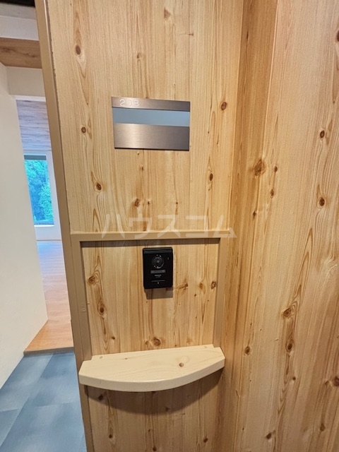 14/20 エントランス