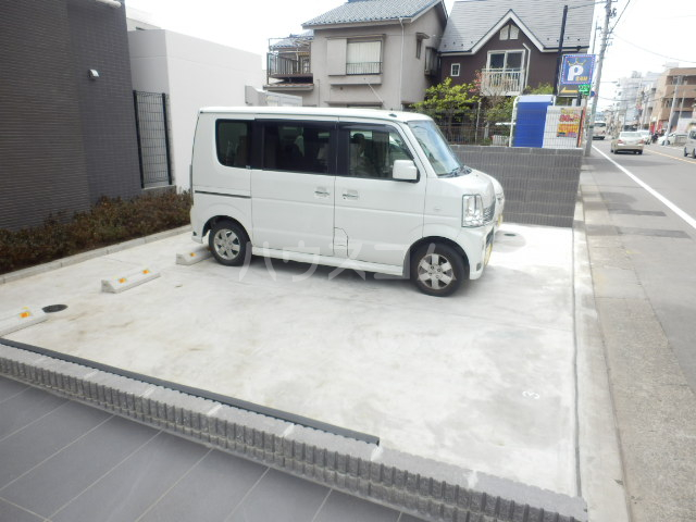 21/30 駐車場