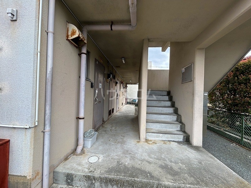 15/26 エントランス