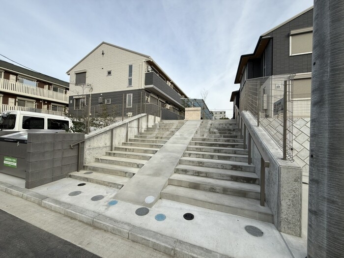 15/19 エントランス