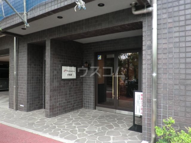 15/18 エントランス