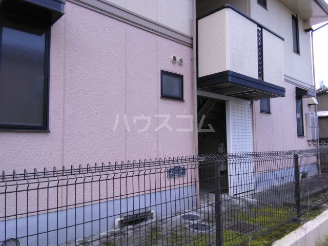 15/23 エントランス