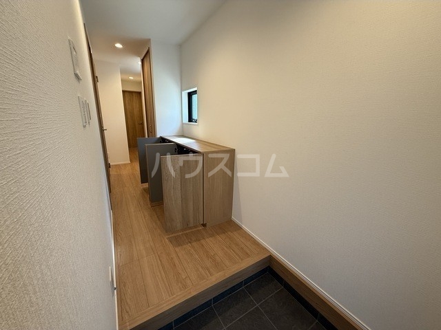 22/30 エントランス