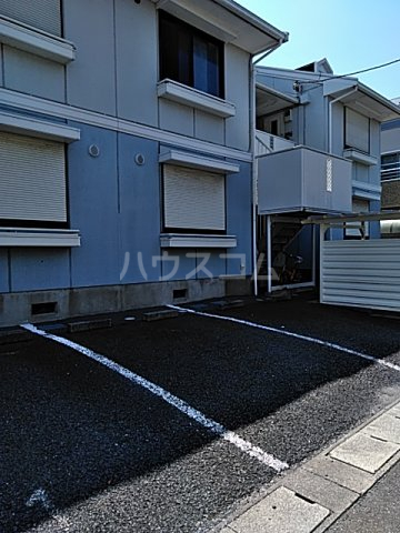 2/7 駐車場