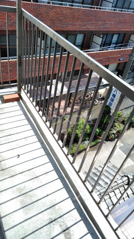 14/27 バルコニー