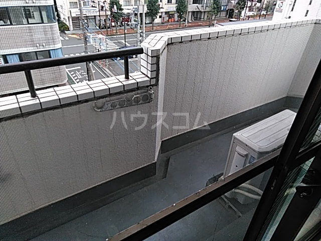 17/27 バルコニー