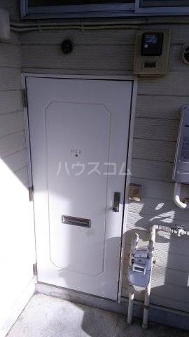 13/30 玄関