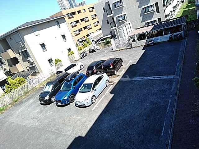 22/30 駐車場