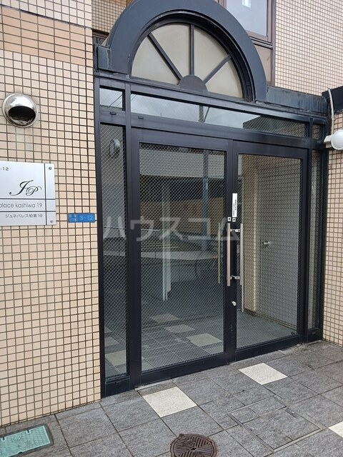 17/24 エントランス