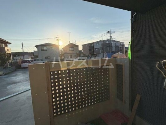 19/30 エントランス