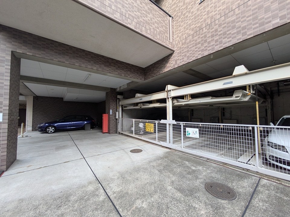 3/6 駐車場