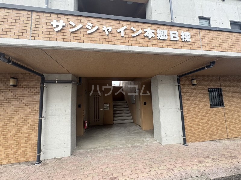 17/27 エントランス