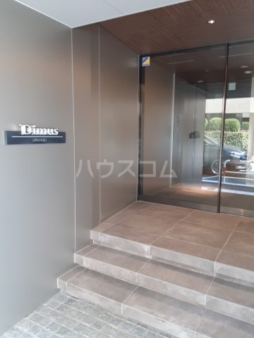 19/29 エントランス