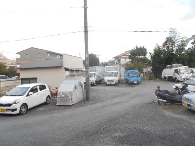 2/7 駐車場