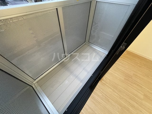 20/26 バルコニー