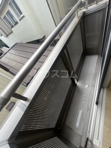 23/30 バルコニー