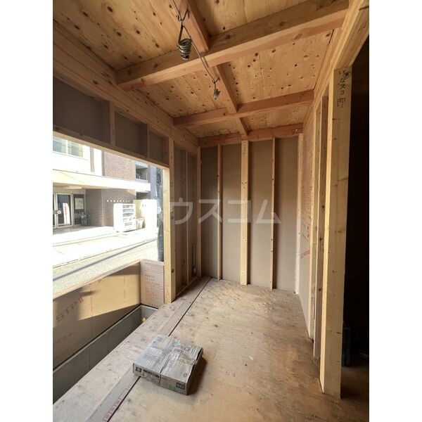 15/23 エントランス