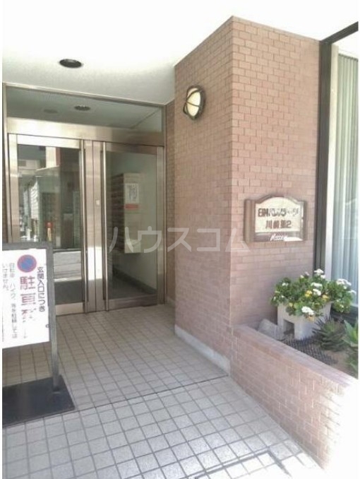 20/22 エントランス