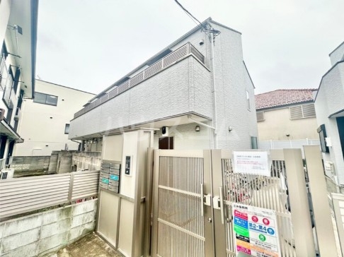 2/5 エントランス