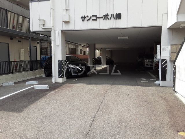 25/30 駐車場