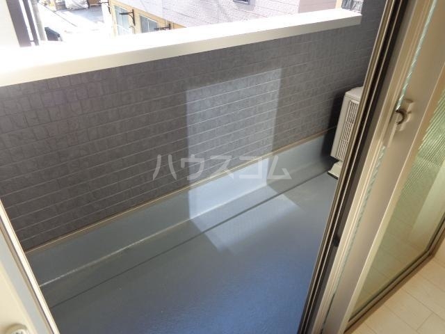 17/23 バルコニー