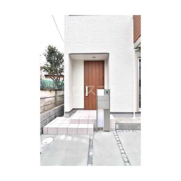 13/24 エントランス