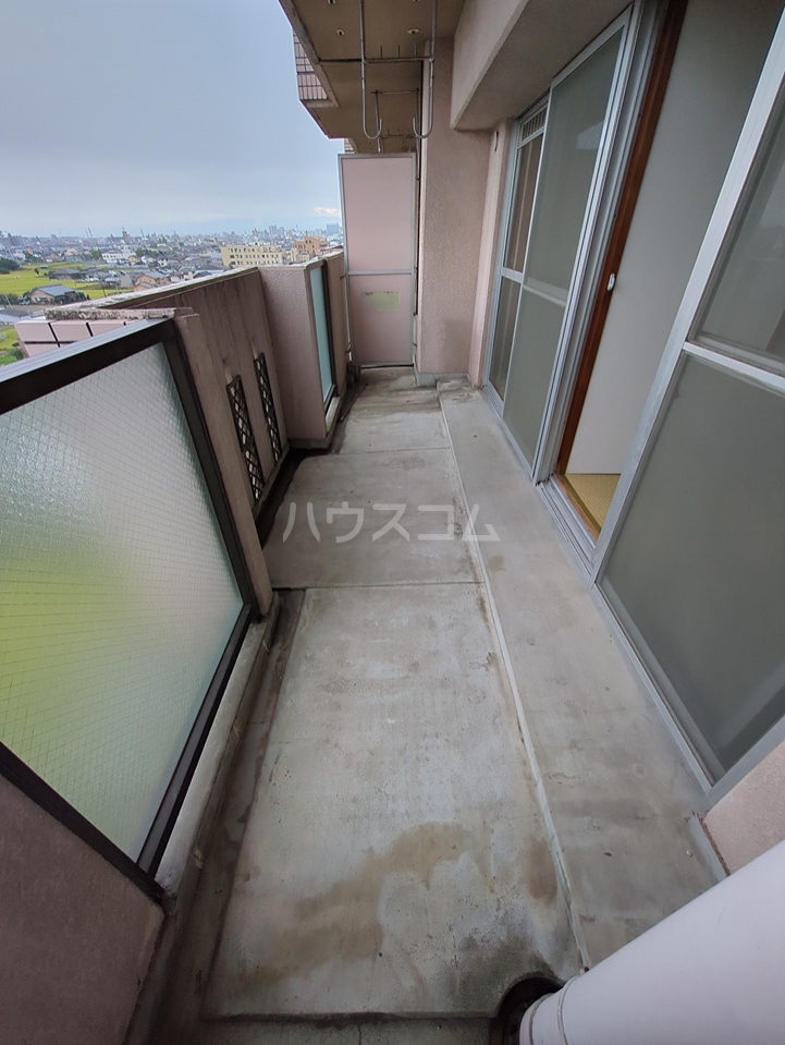 13/30 バルコニー