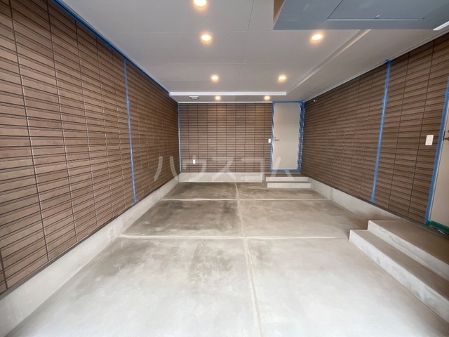 24/28 駐車場