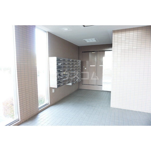 29/30 エントランス