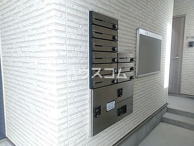 15/22 エントランス