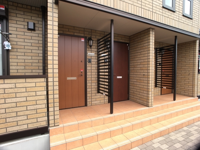 17/25 エントランス