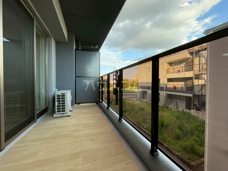 18/30 バルコニー