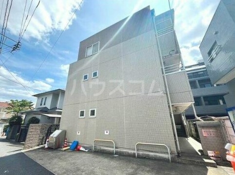 2/5 エントランス