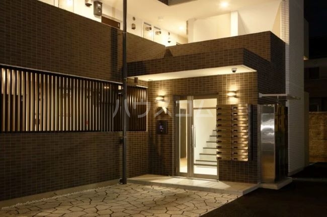 2/11 エントランス