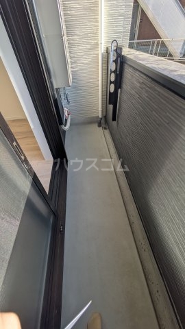 20/28 バルコニー