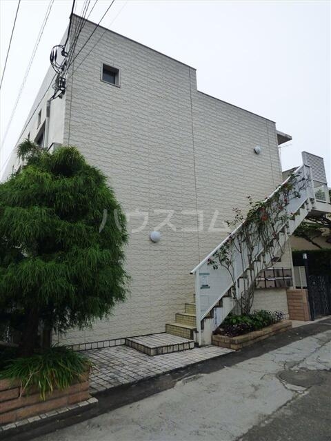 14/15 エントランス