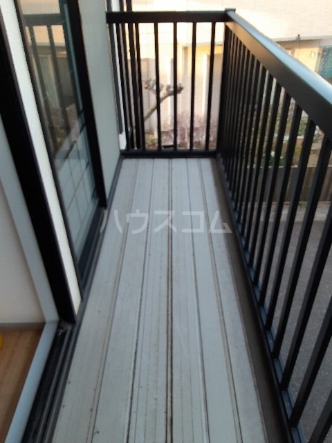 23/30 バルコニー