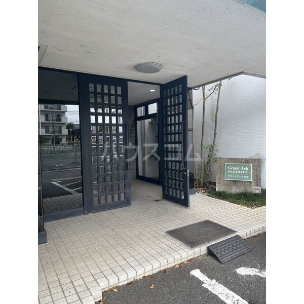 2/13 エントランス